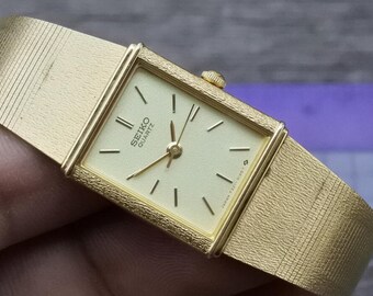 Vintage Seiko Gold Plated 2321 5060 Textured Dial Lady Quartz