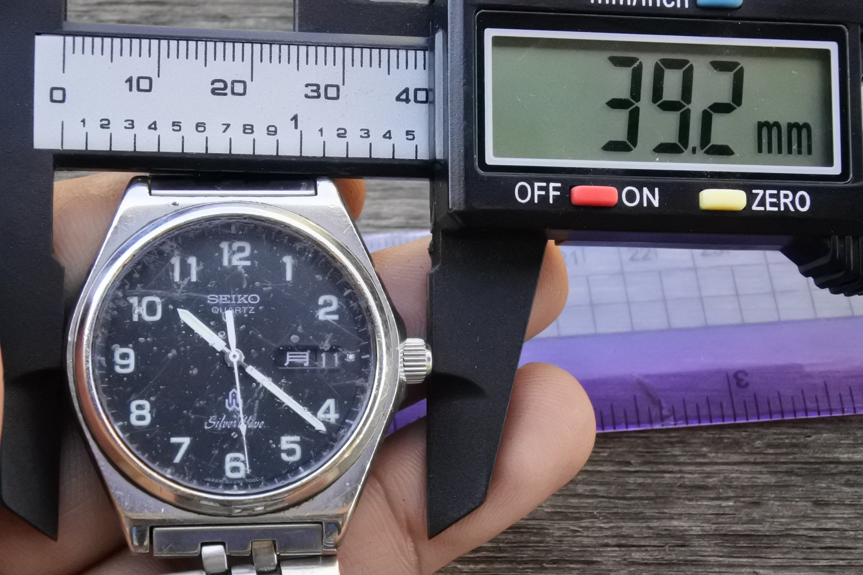 Vintage Seiko Silverwave 8229 7000 Black Dial Men Quartz