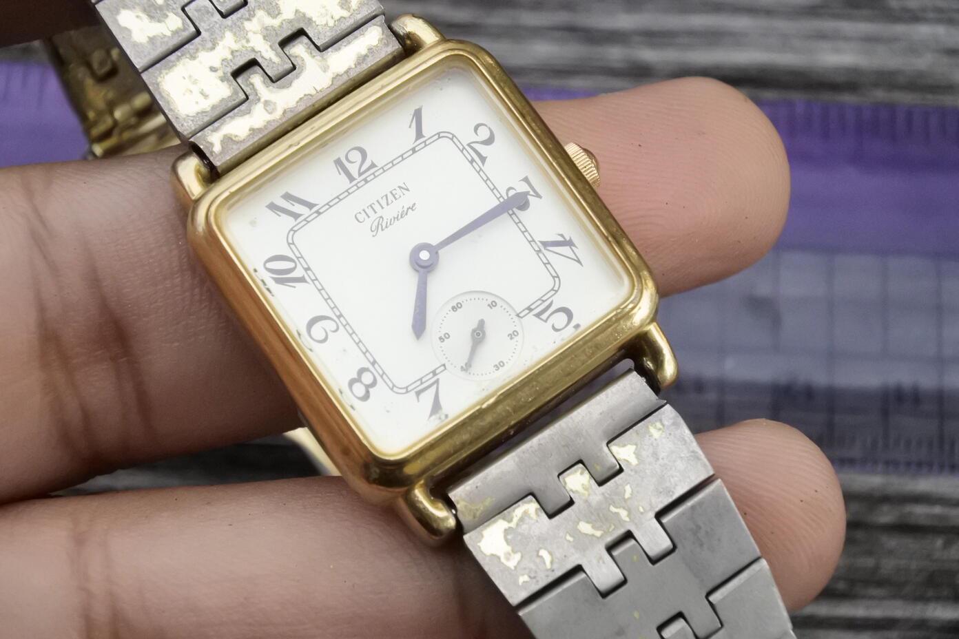 シチズン 美品 2040-203411 K スクエア ゴールド レディース Vintage Citizen Gold Plated 2040 Small Second Lady Quartz Watch