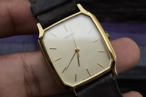 Vintage Seiko Nickle Alloy Case 5P31 5190 Yellow Dial Men Quartz