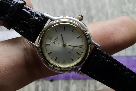 Vintage Seiko Exceline 1221 0160 Roman Numeral Dial Lady Quartz