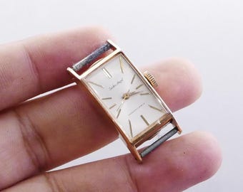 Vintage Seiko 7431 6090 Yellow Dial Unisex Quartz Watch Japan