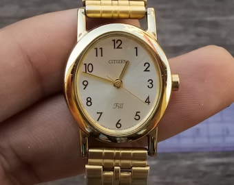 稼働品 SEIKO クオーツ 腕時計　防水　1F21-5A60　ゴールド 稼働品 SEIKO クオーツ 腕時計 防水 1F21-5A60 ゴールド