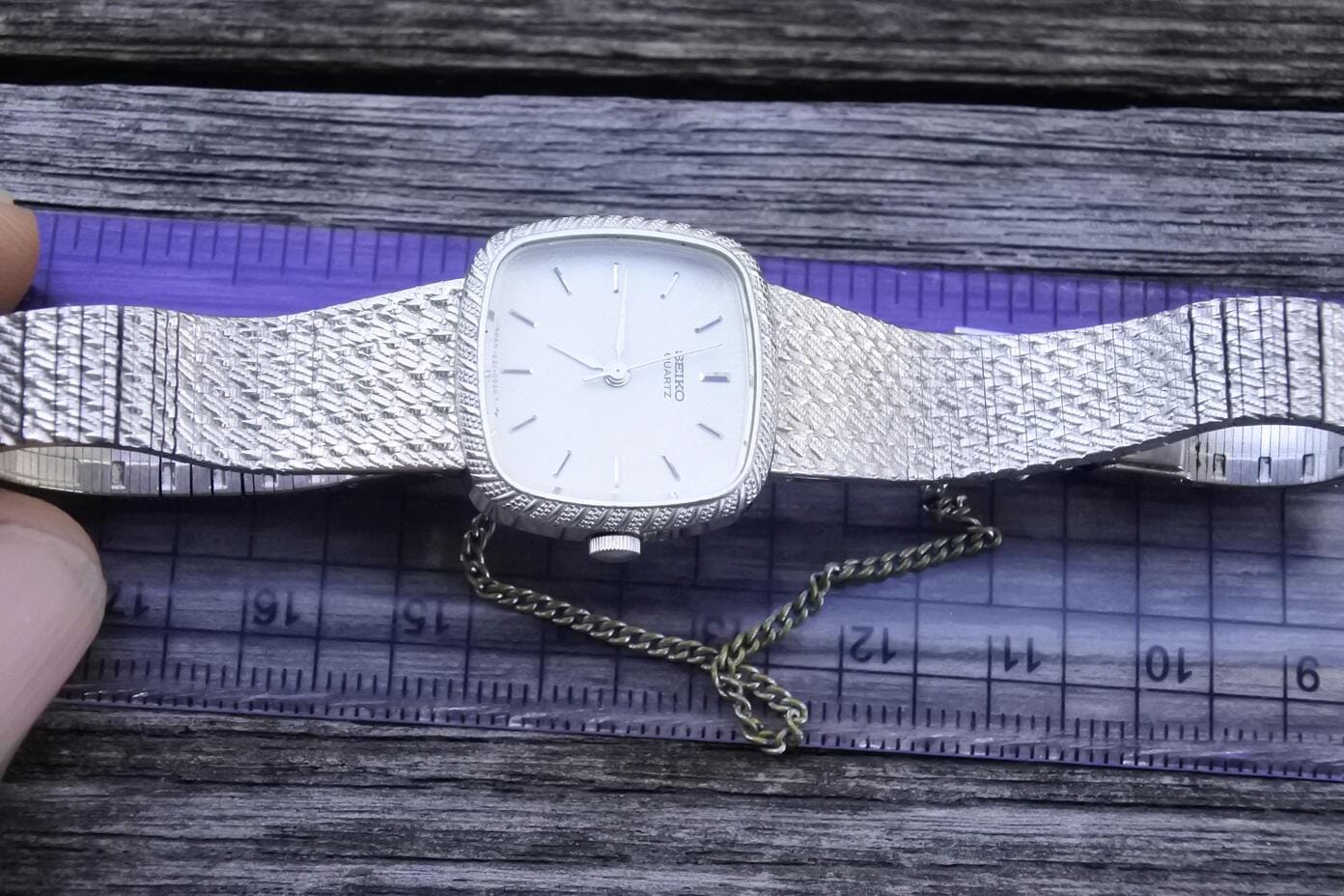 Vintage Seiko Gold Plate 1221 5340 Integrated Bracelet Lady Quartz