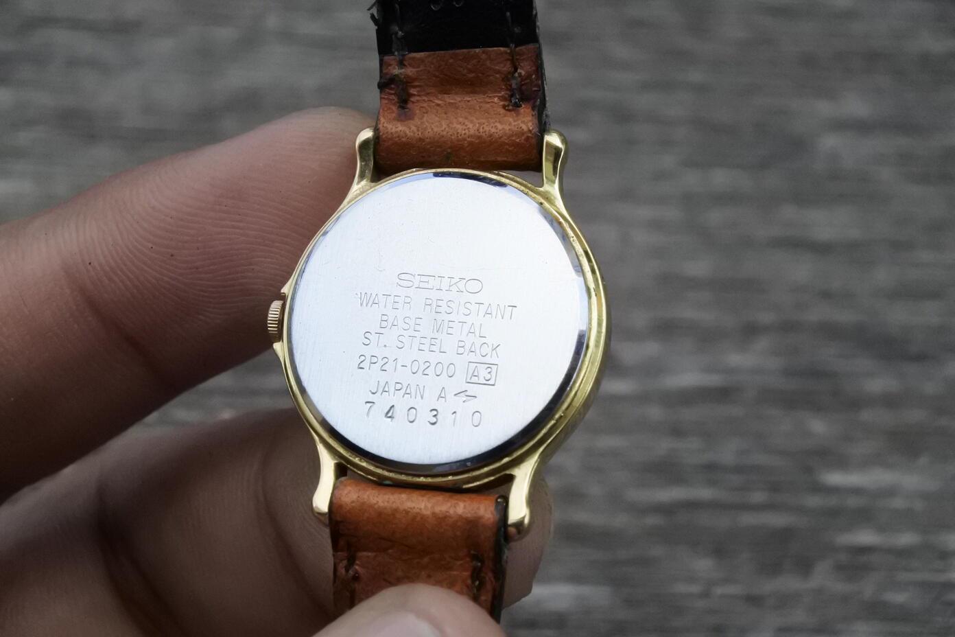 Vintage Seiko Spirit Gold Plated 2P21 0200 Roman Numeral