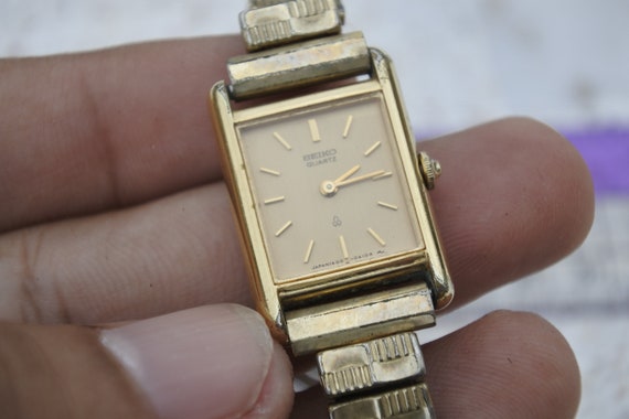 Vintage Seiko Gold Plated 1400 5030 Yellow Dial Lady Quartz Wrist