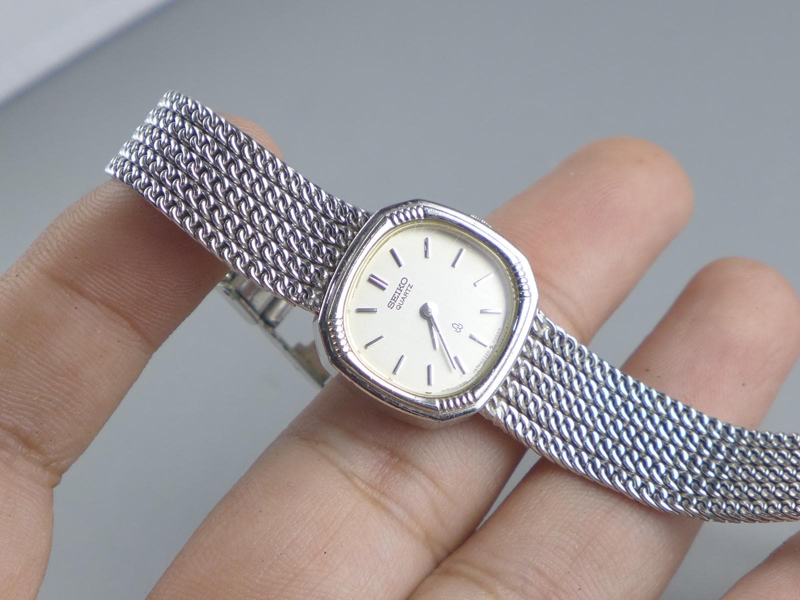 SEIKO 2320-5250 18K刻印 CREDOR クオーツ 腕時計 Yahoo!オークション - SEIKO セイコー 2320-5250 18K刻印 CREDOR