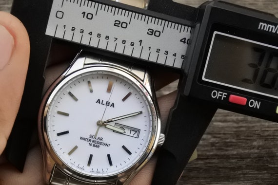 Vintage Seiko Alba Solar Energy White Dial Kanji Day Date V158 0AX0 Mens Quartz Watch Japan Stainless Steel Case 35mm Etsy Canada