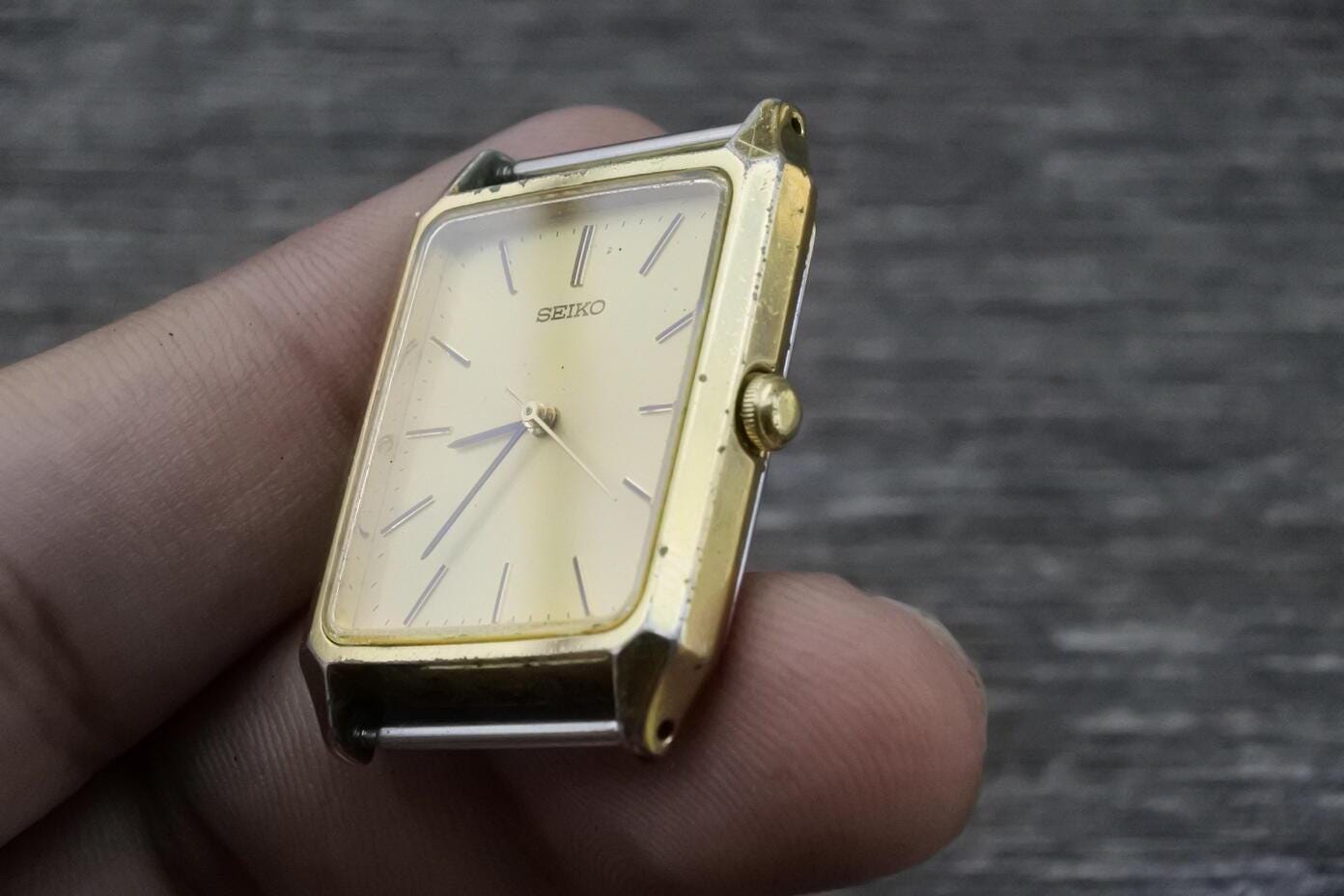 Vintage Seiko Year 1991 7NO1 5050 Dress Men Quartz Watch Japan