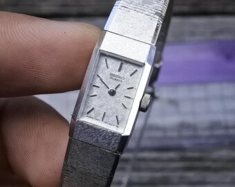 Vintage Seiko Gold Plate 1320 5040 Textured Dial Lady Quartz Watch
