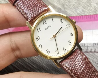 Vintage Seiko 2623 0010 Green Dial Lady Quartz Wrist Watch