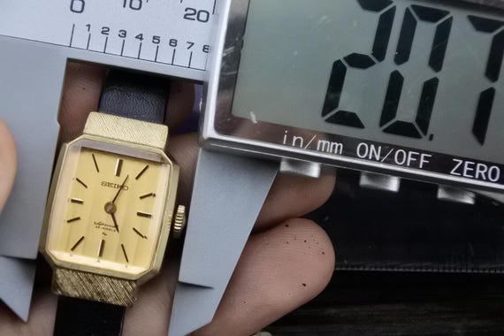SEIKO 1140-3140、OMEGA手巻き腕時計2点 楽天市場】セイコー SEIKO スペシャル 手巻き レディース 腕時計