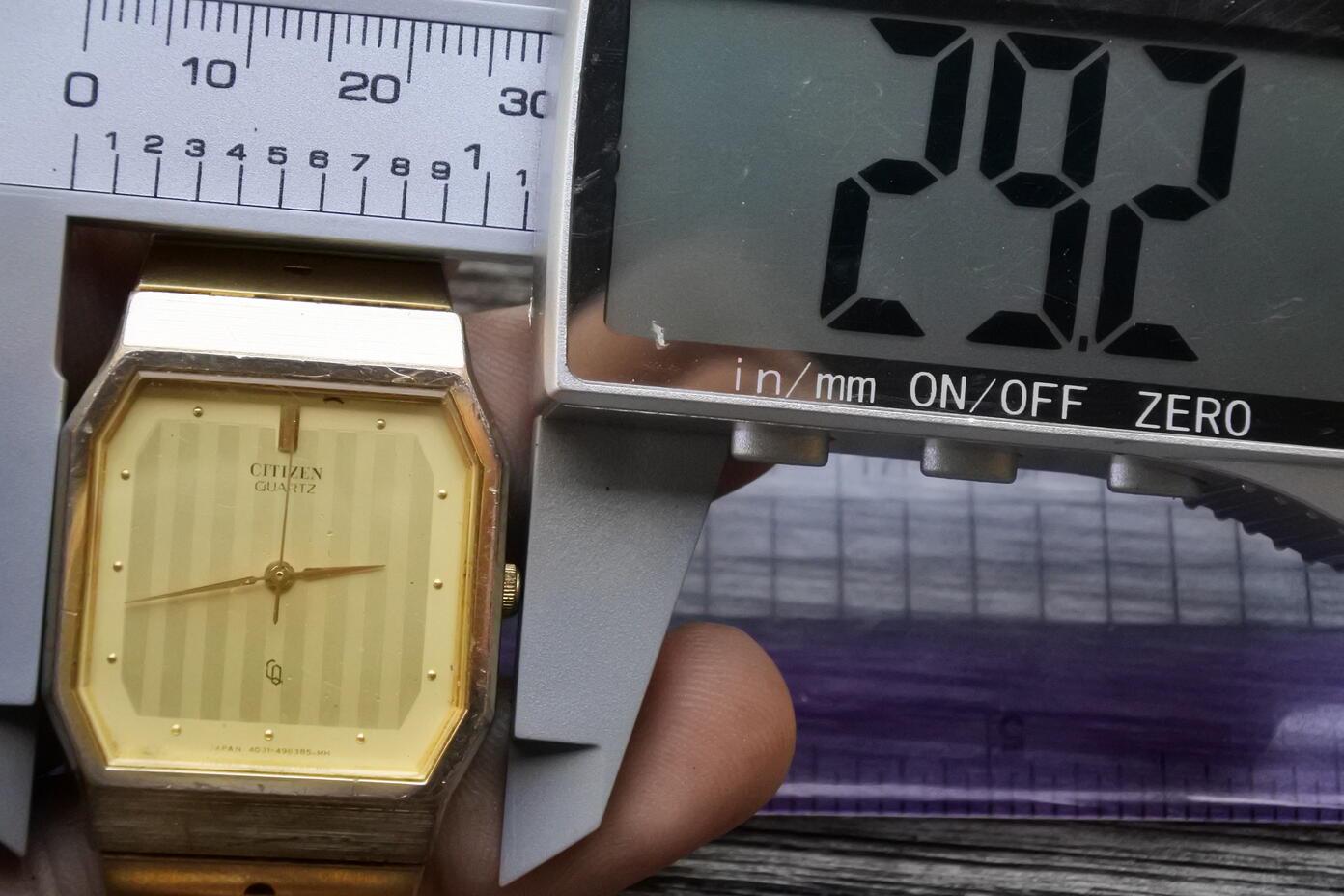 Vintage Citizen Gold Plated 4031 Yellow Dial Men Quartz Watch