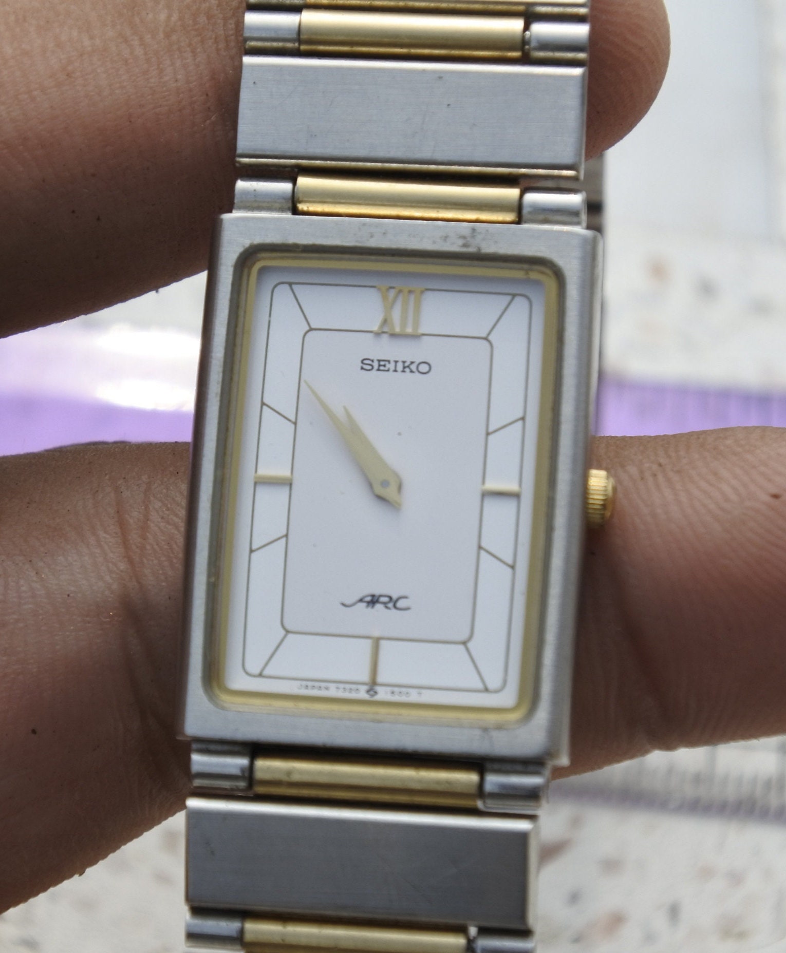 Vintage Seiko ARC 7320 6360 Unisex Quartz Wristwatch Japan Vintage Seiko ARC 7320 6360 Unisex Quartz Wristwatch Japan