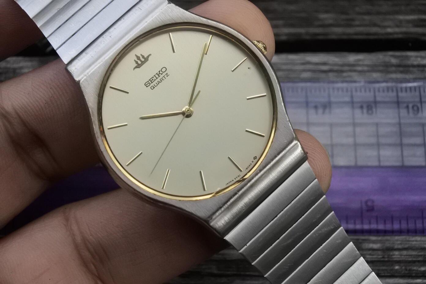 ヴィンテージ セイコー 5Y31 8010 グレー ダイヤル メンズ クォーツ 