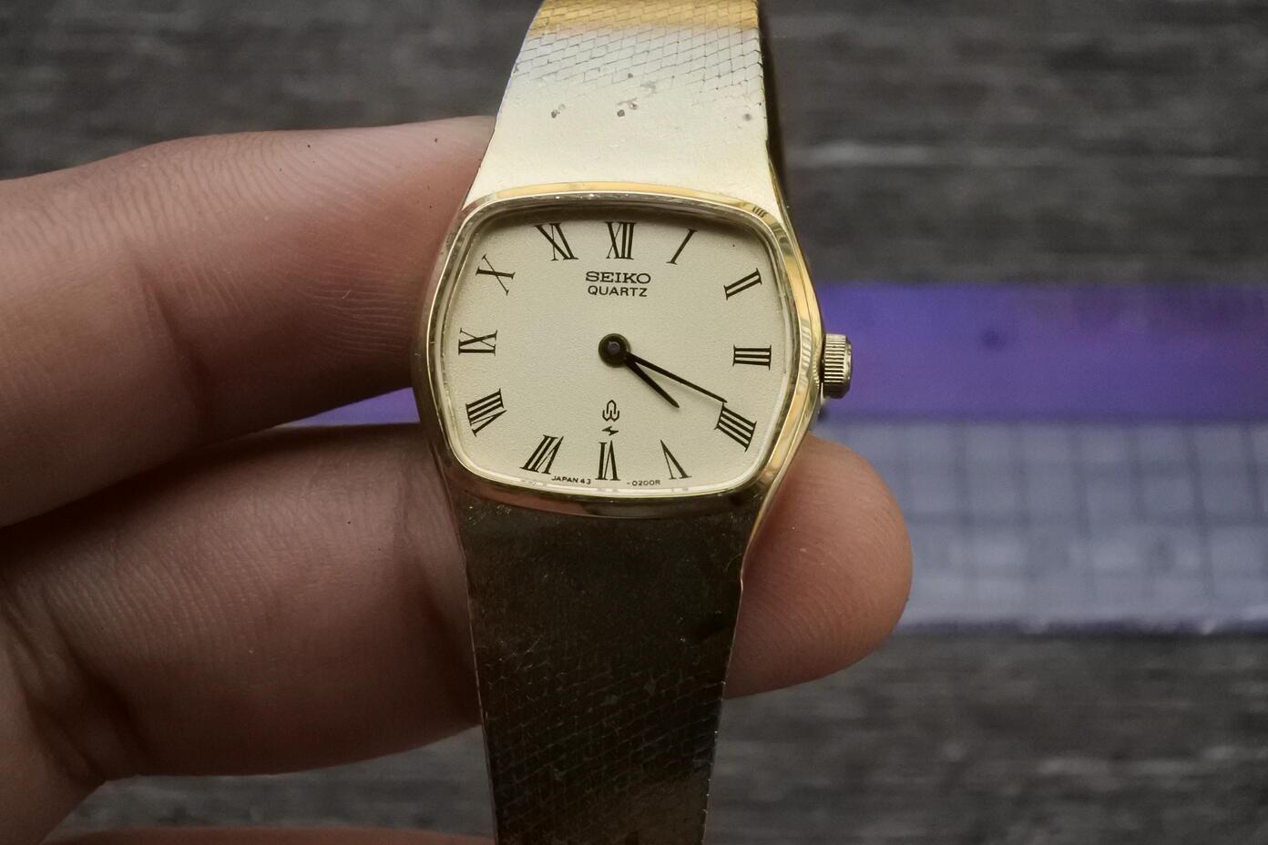 Vintage Seiko Gold Plated 43 3120 Integrated Bracelet Lady Quartz Watch Japan JDM Octagonal Shape 29mm