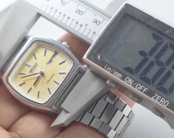 ヴィンテージ セイコー クロノス 8123 5240 ホワイト ダイヤル メンズ