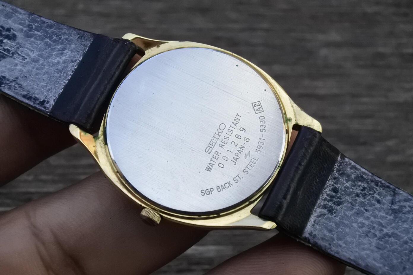 オハナページです(^^) Vintage Seiko Gold Plated 5931 5330 Dress Men Quartz Watch