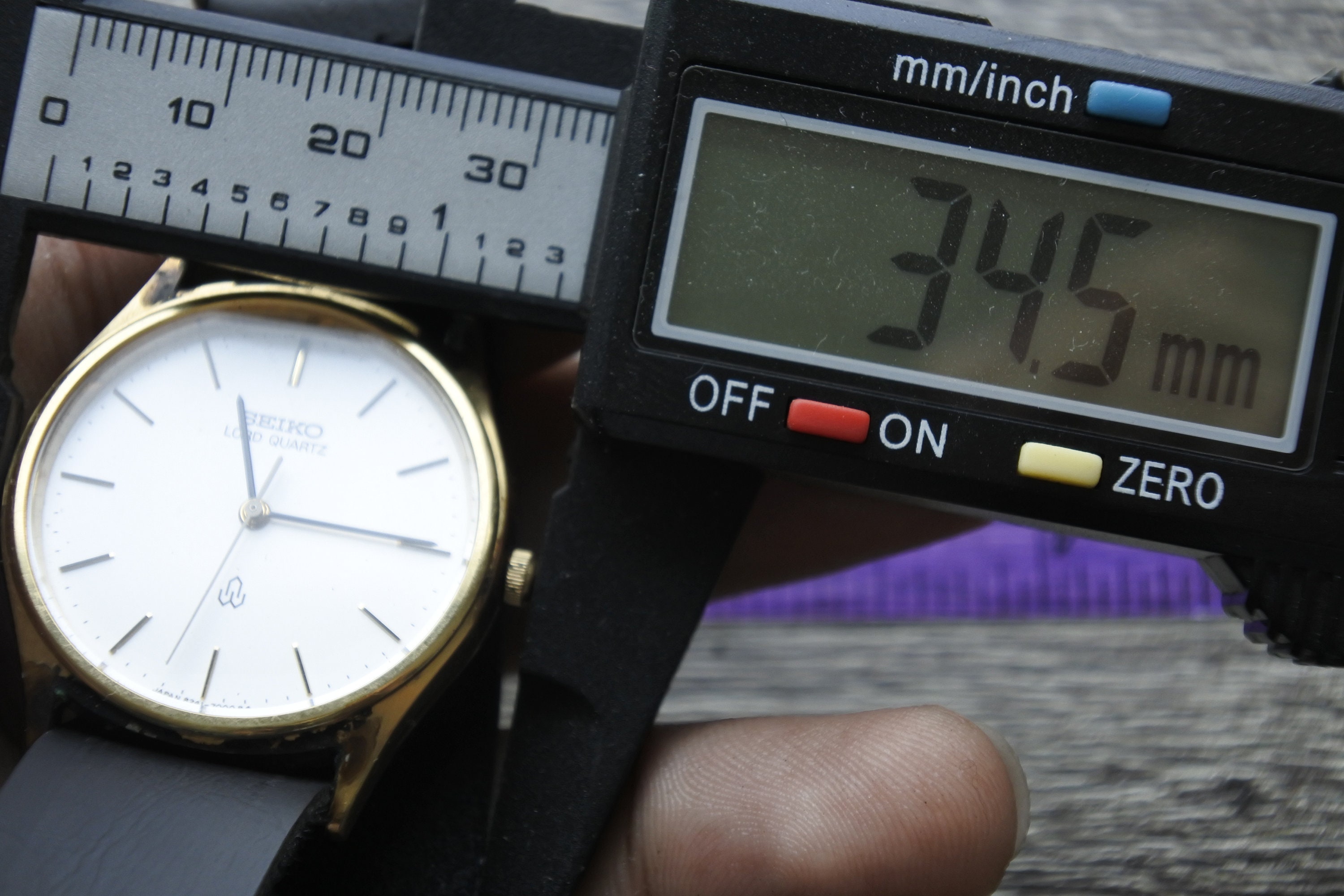Seiko lord quartz store