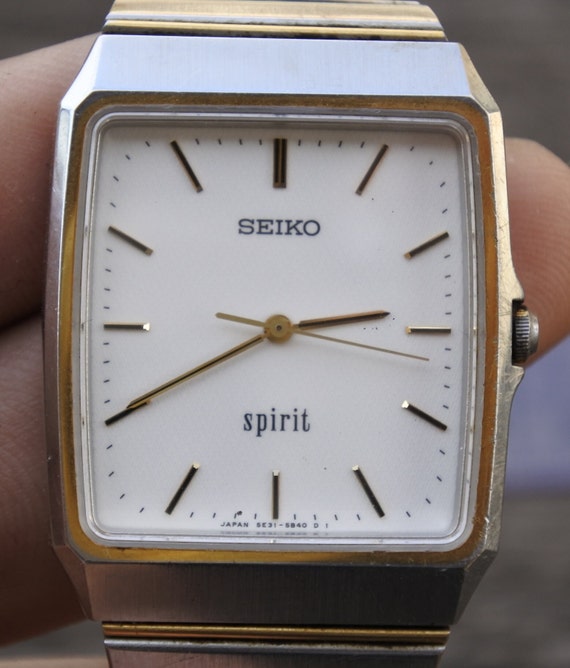 Vintage Seiko Spirit 5E31 5A70 Men Quartz Wristwat