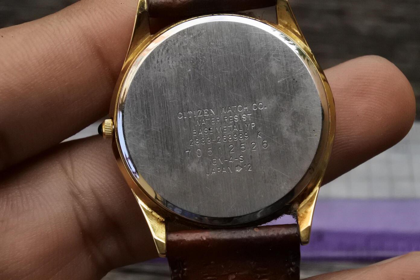 Vintage Citizen Gold Plated 2833 Yellow Dial Men Quartz Watch