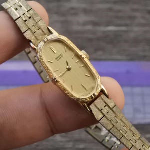 Vintage Seiko Gold Plated 1320 5140 Yellow Dial Lady Quartz Watch