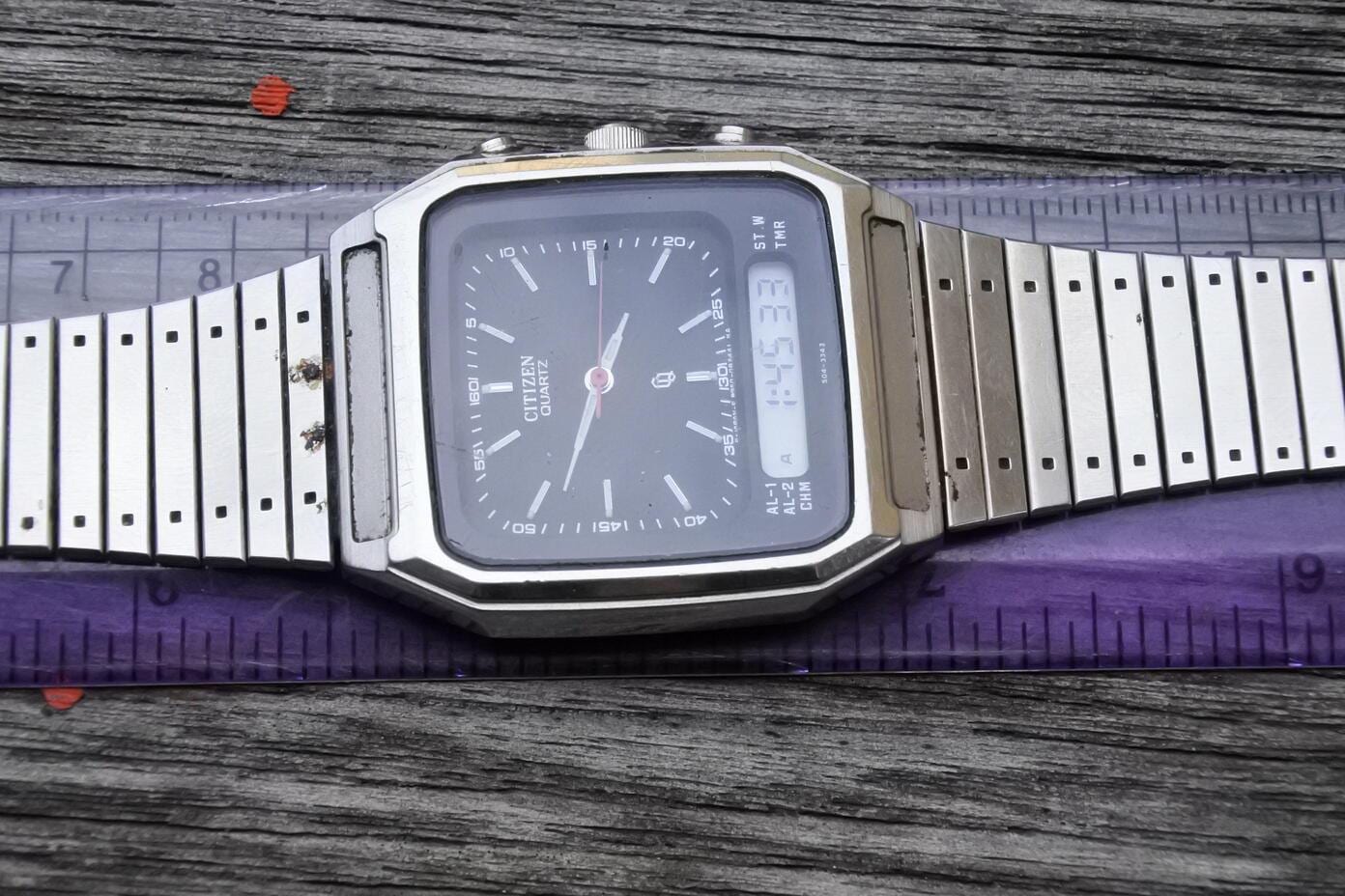 Vintage Citizen 8950 Analog LCD Men Quartz Watch Japan Octagonal