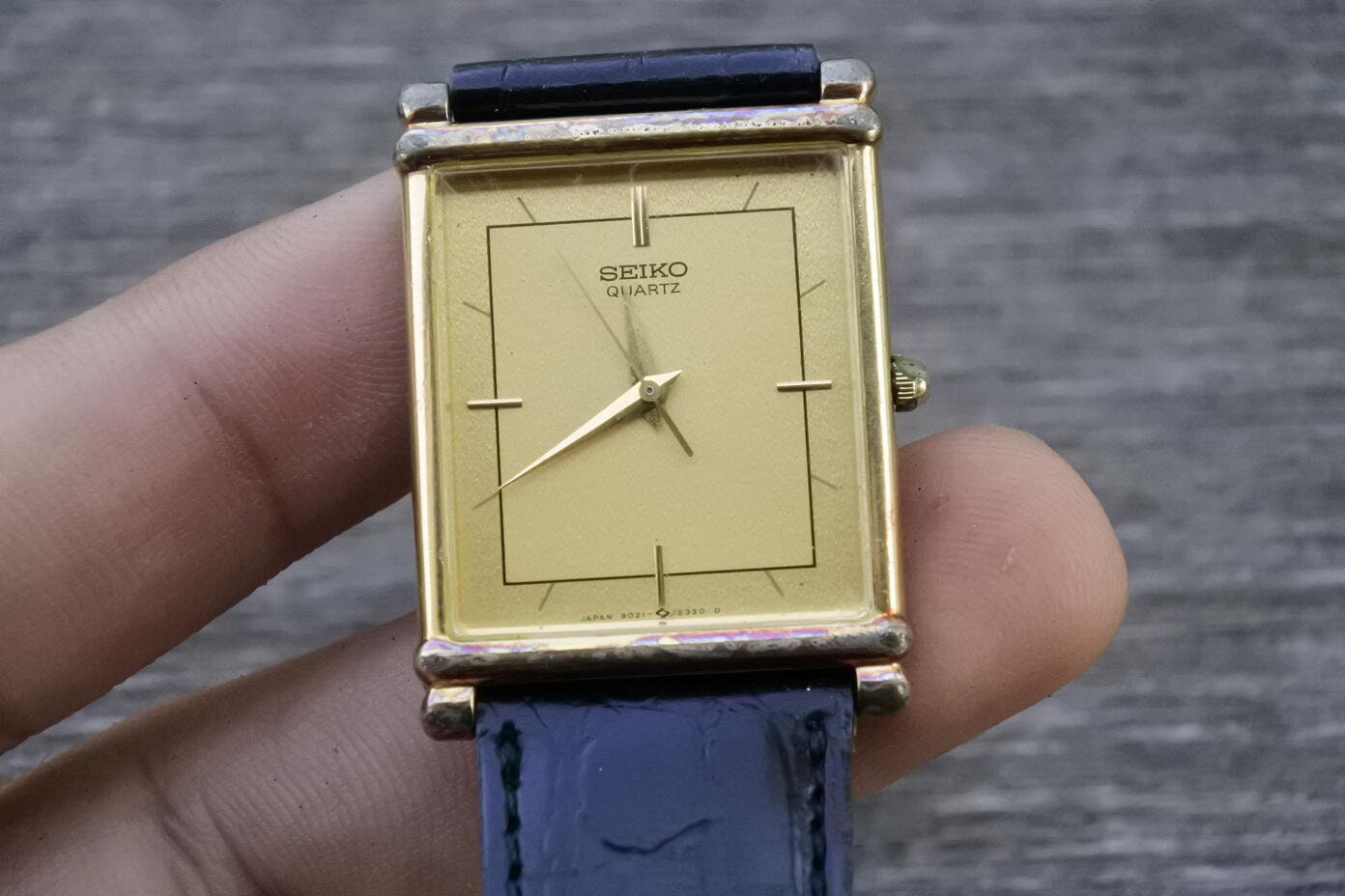 Vintage Seiko Gold Plated 9021 5270 Yellow Dial Men Quartz Watch 