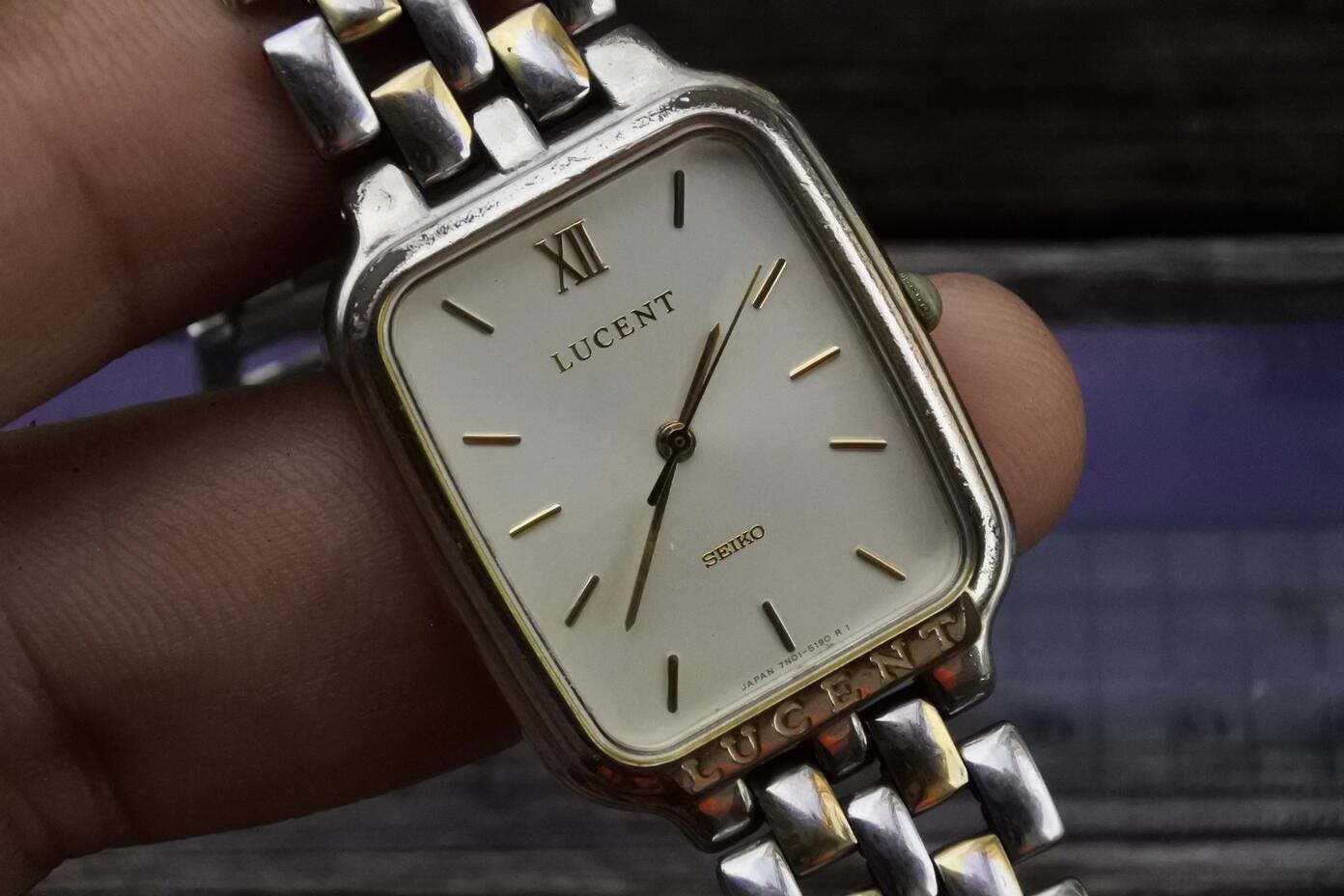Vintage Seiko Lucent 7N01 5170 Integrated Bracelet Lady Quartz
