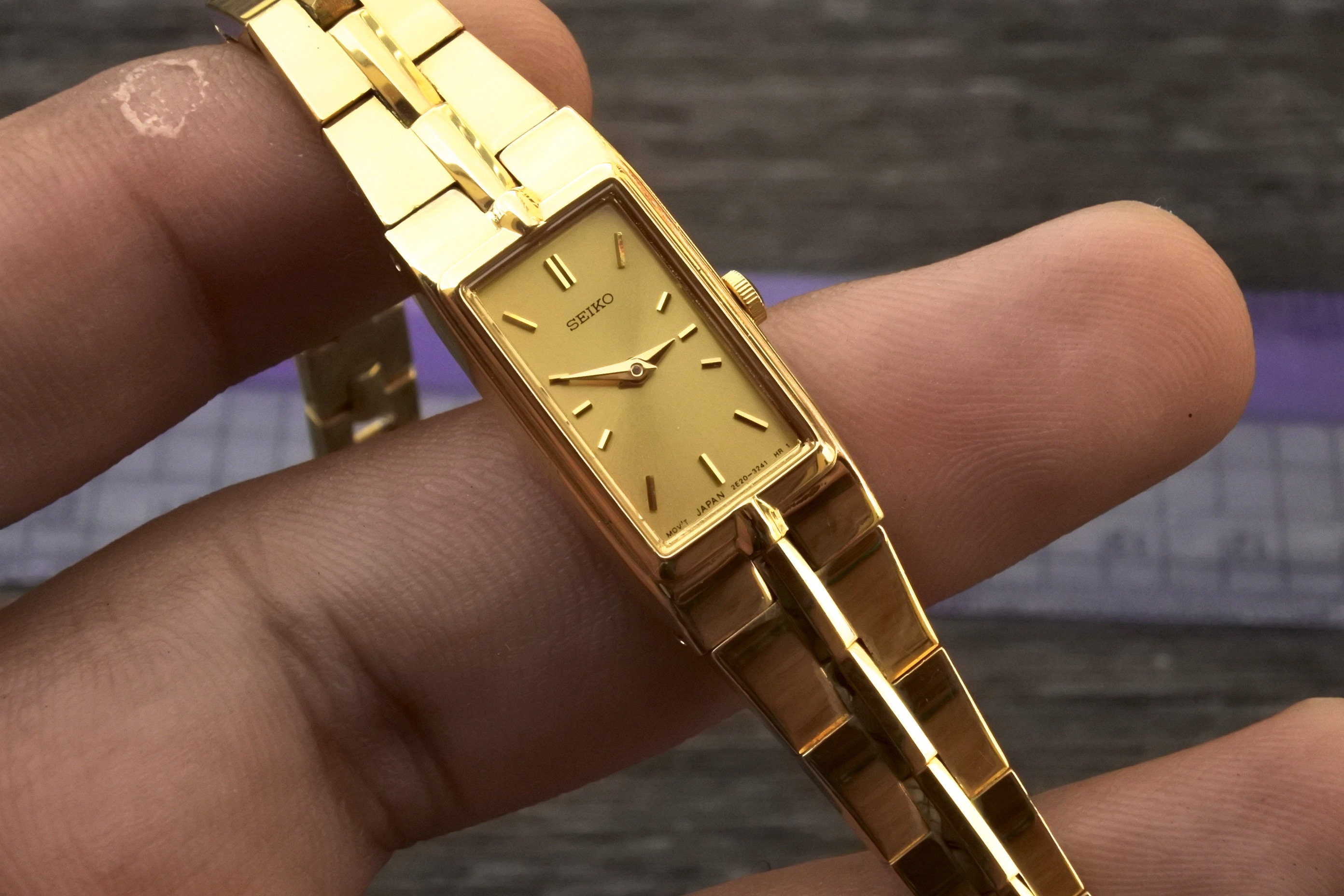 Seiko Vintage Tank Watch 2E20-7479 Gold Tone Dress Wristwatch Vintage Seiko Tank 2E20 7479 R0 Watch | Two Tone Rectangular  main image 3