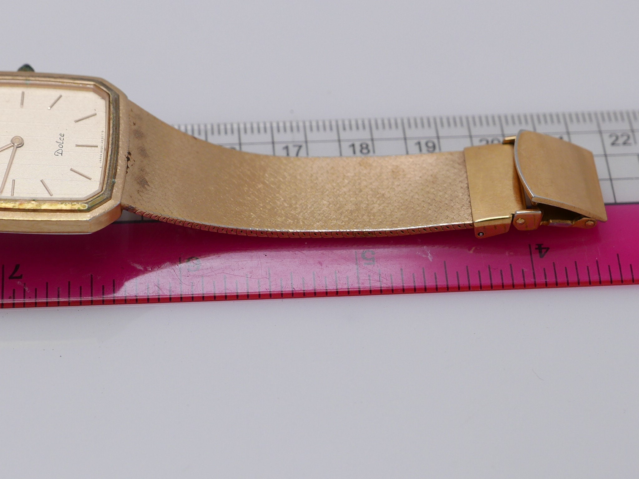 Vintage Seiko Dolce Gold Plated 6020 4060 Textured Dial Lady 