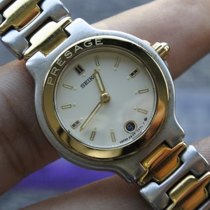 Vintage Seiko Presage 3E29 0100 Watch Quartz Lady Stainless Steel Analog 28mm
