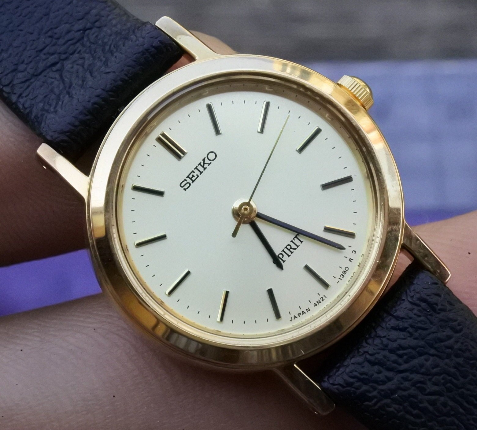 Vintage Seiko Spirit 4N21 0640 White Dial Lady Quartz Watch Japan 