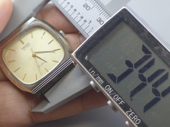 Vintage Seiko Dolce 5931 5450 NSAG Super Hard Alloy Case. Men