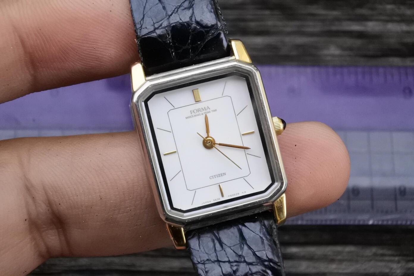 Vintage Citizen Forma Year 1992 5630 White Dial Lady Quartz Watch