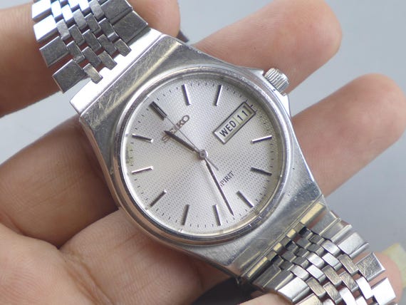 Vintage Seiko Spirit 7N43 7B70 Textured Dial Men Quartz Watch
