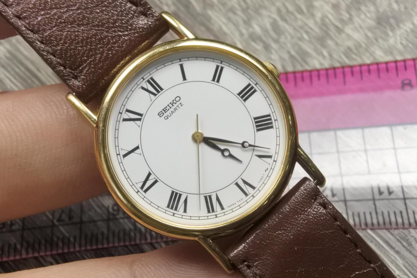 黄金時代 Vintage Seiko Gold Plated 7431 7010 Roman Numeric Dial Men Quartz