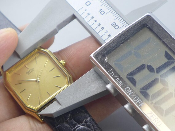 Vintage Seiko 9021 5260 Yellow Dial Men Quartz Watch Japan JDM
