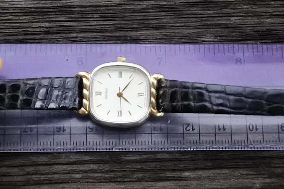SEIKO LUCENT 腕時計　#5342 Vintage Seiko 2P21 5340 Roman Numeral Dial Lady Quartz Watch Japan