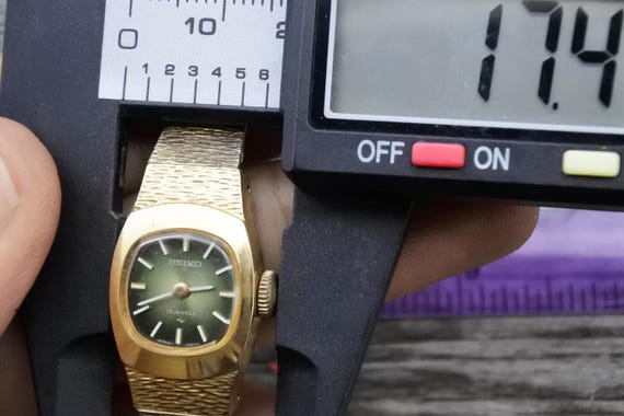Vintage Seiko Gold Plated 11 3380 Green Dial Lady Hand Winding