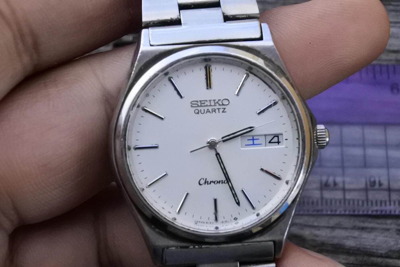 Vintage Seiko Chronos 8123 6130 White Dial Men Quartz Watch Japan