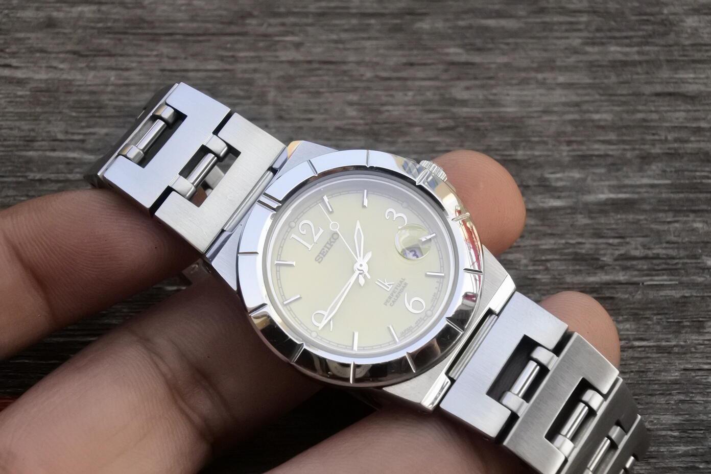 Vintage Seiko Lukia Perpetual Calendar 4F32 0130 Integrated