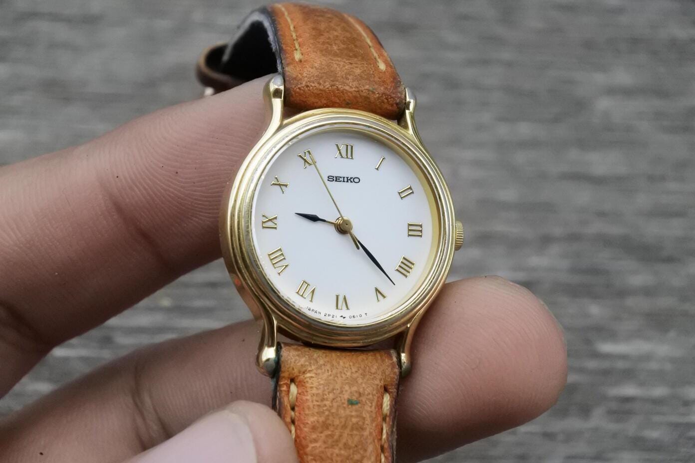 セイコー SPIRIT スピリット クォーツ レディース 稼働中 美品 - メルカリ セイコー スピリット クォーツ 腕時計 ヴィンテージ レディース セイコー スピリット クォーツ 腕時計 ヴィンテージ レディース