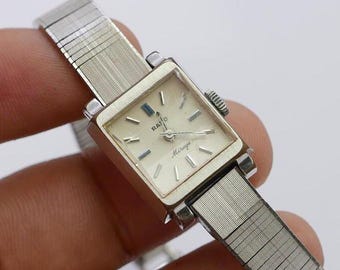 Vintage Rado Custom 111.4007.4 Gemstone Dial Lady Quartz Watch