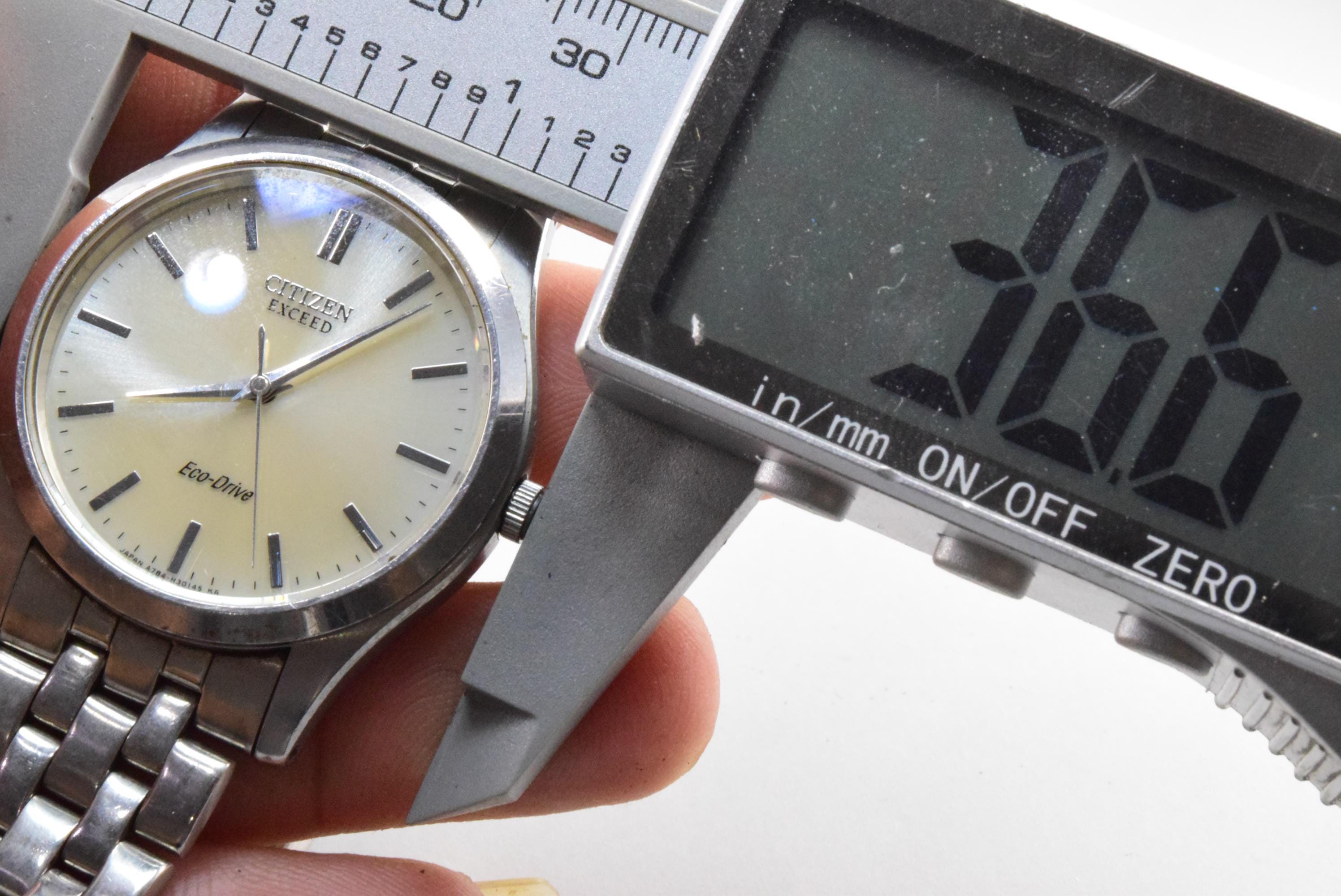 Vintage Citizen Exceed Eco Drive White Dial Men Quartz Watch Japan