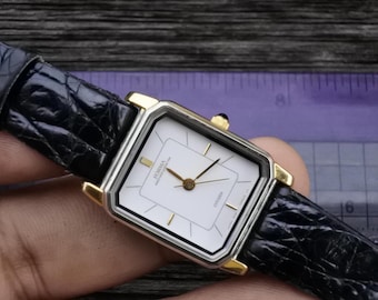 Vintage Citizen Forma Year 1992 5630 White Dial Lady Quartz Watch