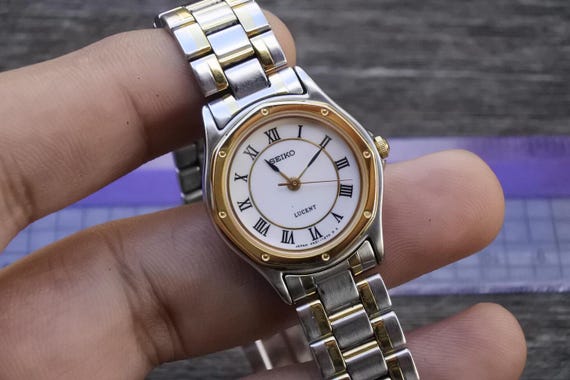 Seiko 4N21-5160 Lucent ゴールド レディース 腕時計 Seiko 4N21-5160 Lucent ゴールド レディース 腕時計