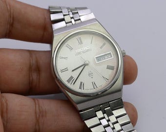 Vintage Seiko Lukia 1N01 0CD0 Silver Dial Lady Quartz Watch