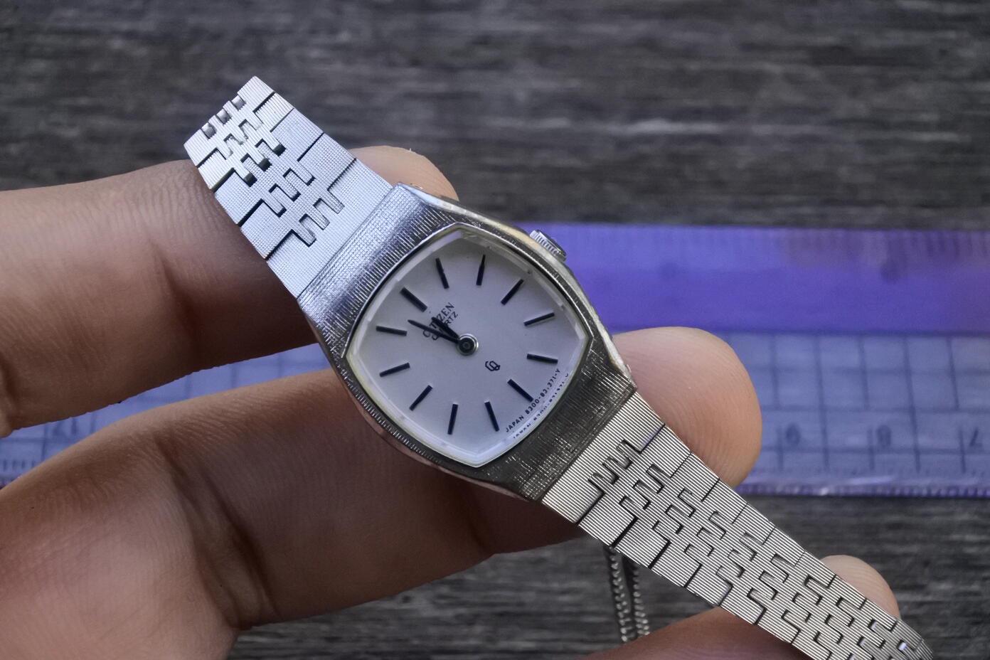 Seiko King Quartz 1976 - Etsy
