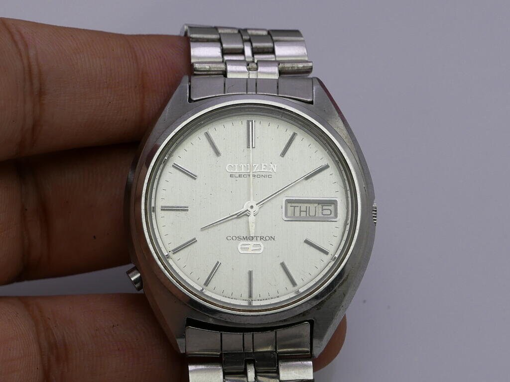 Vintage Citizen Electronic Cosmotron KANJI DATE White Dial Men